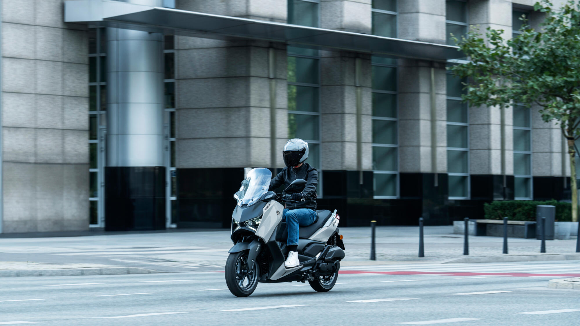 XMAX 125 TECH MAX