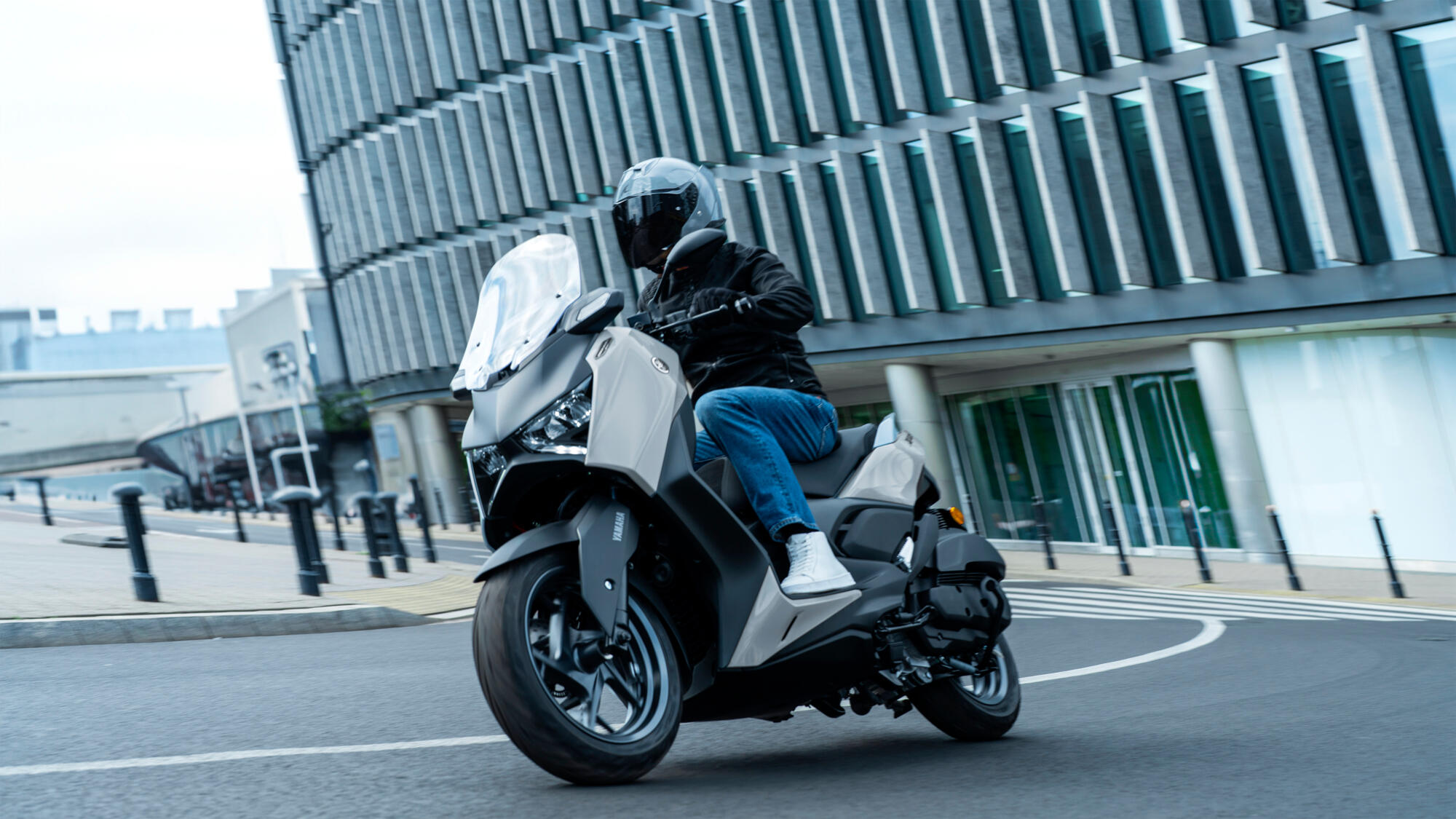 XMAX 125 TECH MAX+