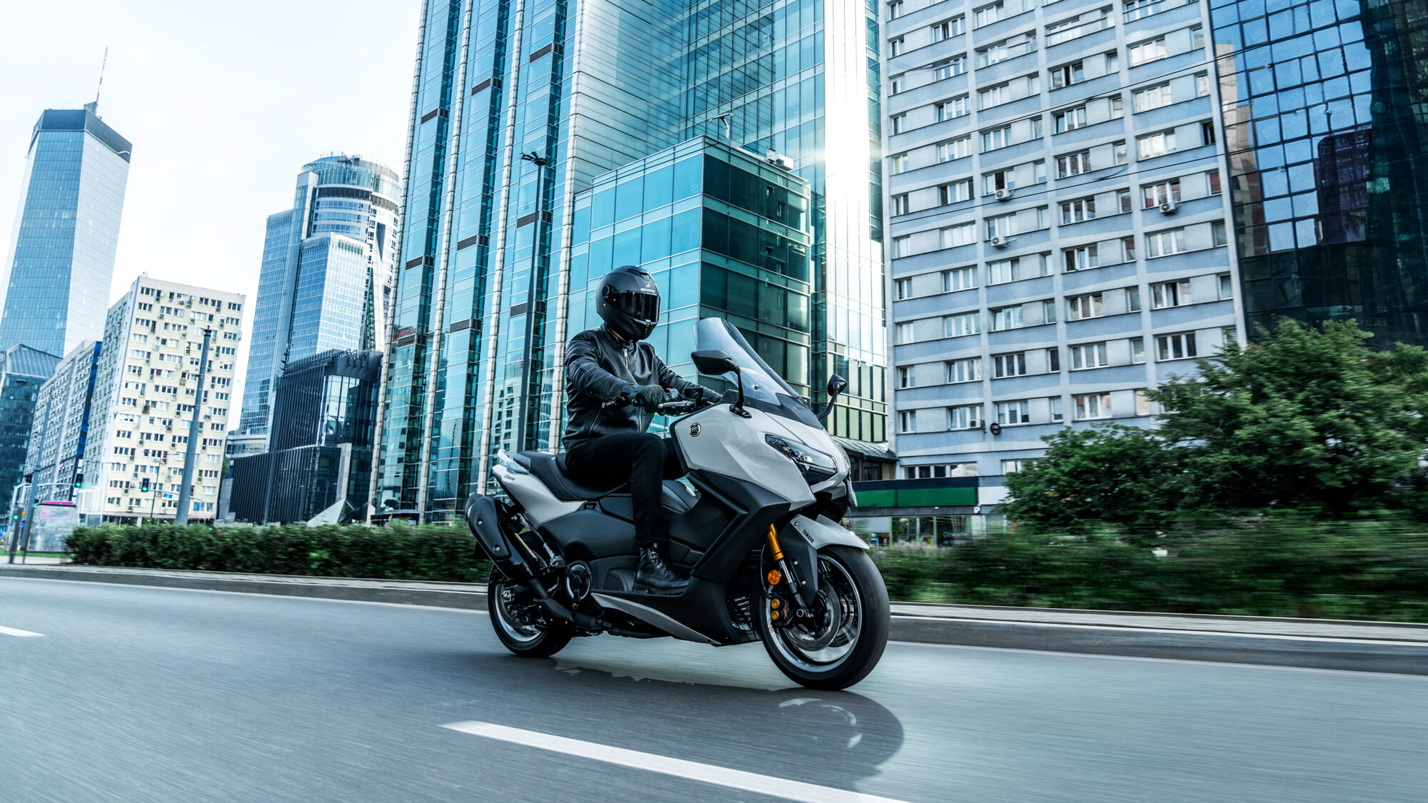 Yamaha Zlín TMAX TECH MAX