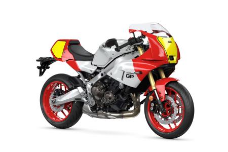 Yamaha-Zlín XSR900 GP