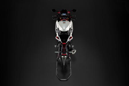 Yamaha Zlín R3