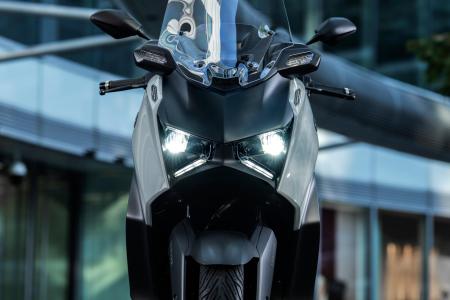 Yamaha Zlín XMAX 125 TECH MAX